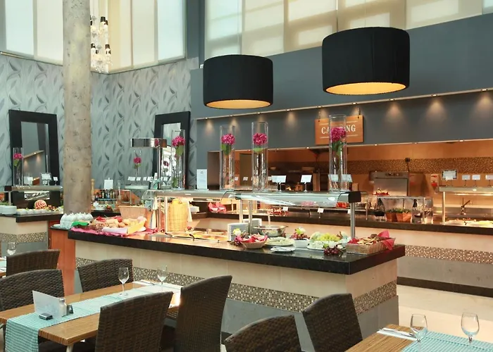 Grupotel Playa Feliz