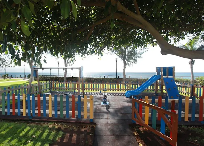 Grupotel Playa Feliz